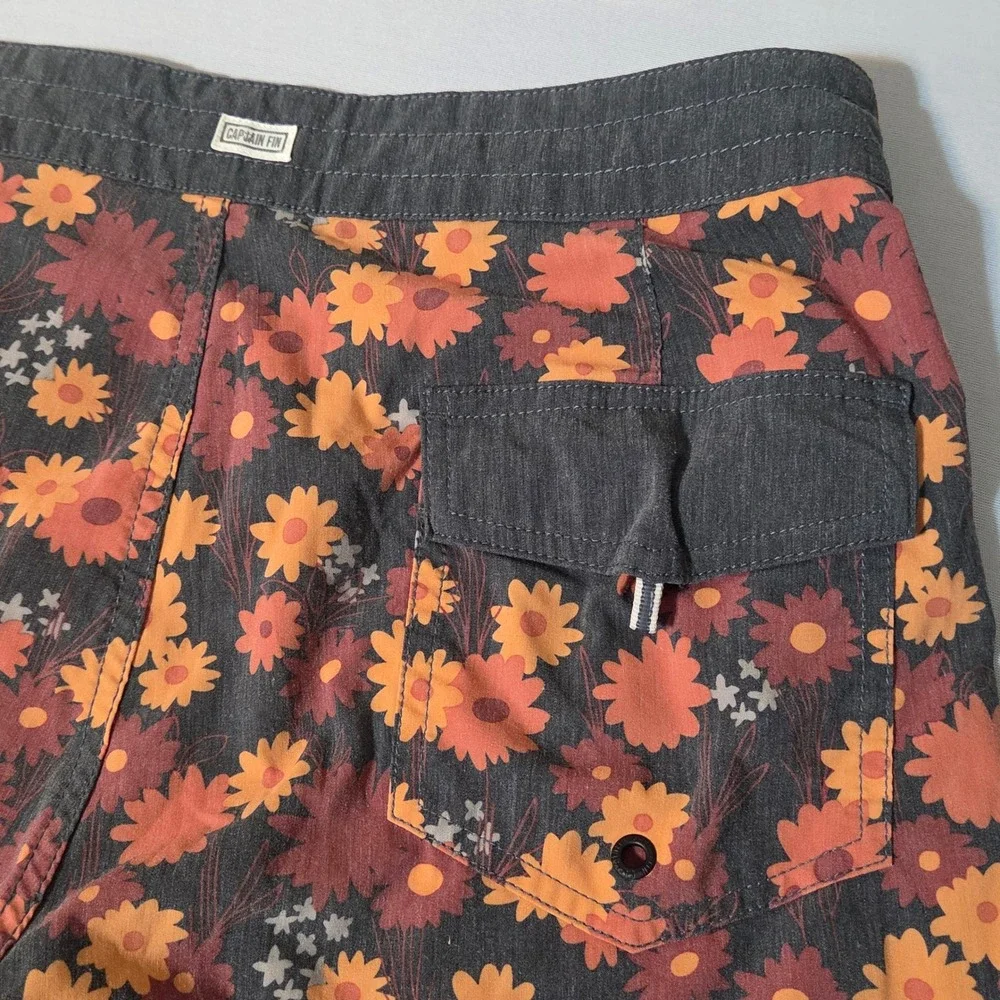 Captain Fin Board Shorts Men 34 Multi Floral Print Surf Trunks Anchor Patch